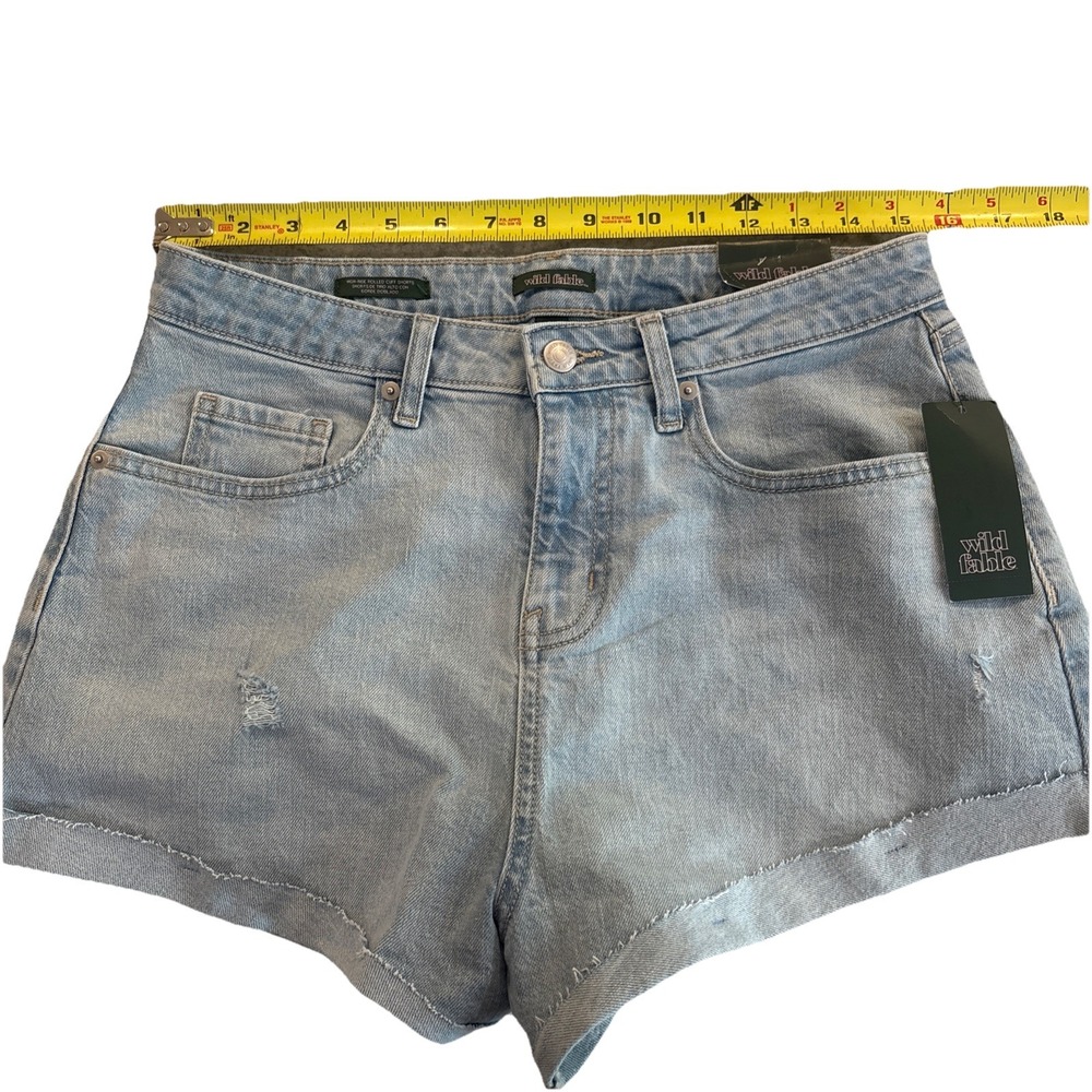 Wild Fable Women's SH Rise Cut-Off Cuff Denim Jean Shorts  Size 8 NWT